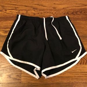 Girls Nike Shorts Black